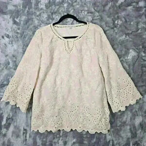 John Mark Top Womens M Cream Eyelet Lace Velvet Soft Cozy Casual Classic